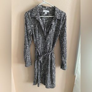 Motherhood Maternity shirt dress size M